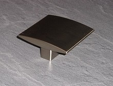 Uchwyt 65.0867 rozstaw 32mm kwadrat stal szlachetna - Fennel