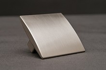 Uchwyt 65.0867 rozstaw 32mm kwadrat stal szlachetna - Fennel