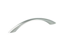 Uchwyt US26 chrom satynowy Rozstaw 96mm - Gamet
