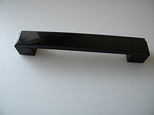Uchwyt Aluminiowy US48 Czarny Połysk Rozstaw 320mm(W) - Gamet