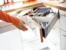 Szuflady Tandembox ANTARO- Okucia SYNCROMOTION SZARE Do Szuflady M - Blum