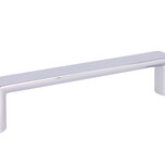 Uchwyt 2389 - chrom połysk / rozstaw 128 mm   Wymiary: - długość: 135 mm - rozstaw otworów: 128 mm   Materiał: metal   Kolor pokrycia: chrom połysk  ...