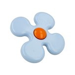 Gałka kwiatek K074 - niebieski / 77 mm   Wymiary: - szerokość: 77 cm   Materiał: tworzywo sztuczne   Kolor pokrycia: niebieski   Gałka meblowa...