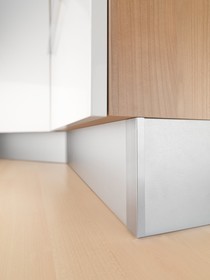 Cokół Kuchenny Wysokość 10cm Długość 4mb Stal Szczotkowana REHAU - Rehau
