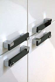 Uchwyt UA66 Chrom satynowy, naturalne aluminium rozst. 96mm(W) - Gamet