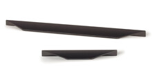 Uchwyty Uchwyt CUTT 0322 - czarny mat / rozstaw 320/480 mm - Viefe