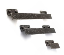 Uchwyty Uchwyt FACTORY 15097Z - podrapane żelazo / rozstaw 96-160 mm - Bosetti-Marella