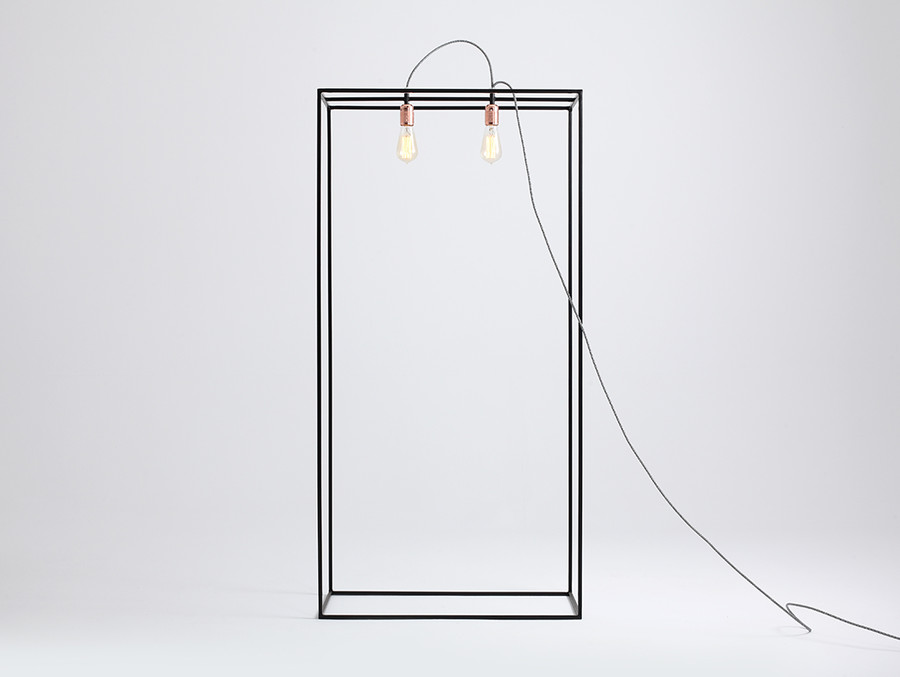 Lampa podłogowa METRIC FLOOR M - czarny