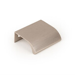 Uchwyt listwowy ONA 0372 - efekt stali nierdzewnej / rozstaw 32 mm   Wymiary: - długość: 50 mm - rozstaw otworów: 32 mm   Materiał: aluminium   Kolor...