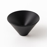 Gałka CONIC 0538 - czarny mat / fi 43 mm   Wymiary: - średnica: 43 mm - wysokość: 25 mm   Materiał: metal   Kolor pokrycia: czarny mat