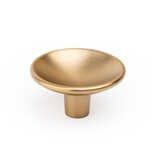 Gałka DISC 0530 - mosiądz cava szczotkowany / fi 50 mm    Wymiary: - średnica: 50 mm - wysokość: 27 mm    Materiał: metal    Kolor pokrycia:...