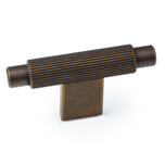 Gałka w kształcie litery T ARPA 0583 - mosiądz rustykalny / 70 mm Arpa cechuje się prostą i symetryczną estetyką, która nawiązuje do wpływów stylu...