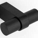 Gałka w kształcie litery T NOBB 0657 - czarny szczotkowany / 52 mm Wymiary: - długość: 52 mm - średnica: 16.5 mm - wysokość: 45 mm Materiał: aluminium...