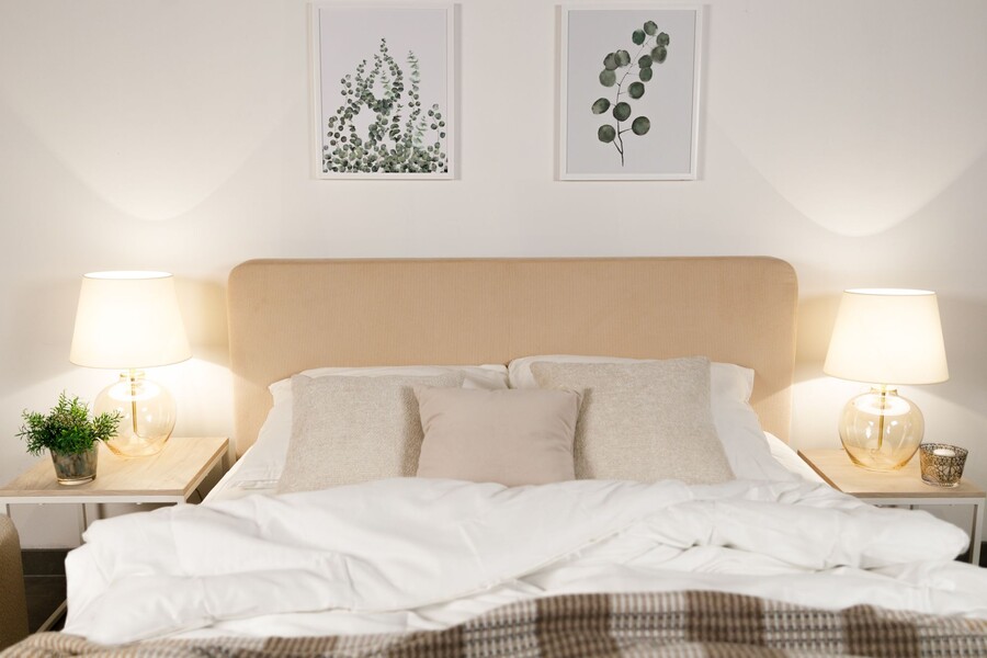 Łóżko tapicerowane BELLA 140x200