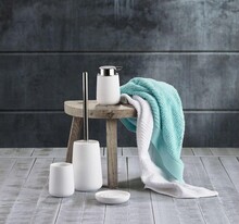 Mydelniczka porcelanowa NOVA - biały