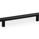 Wymiary: - długość: 393 mm - głębokość: 37,1 mm - wysokość: 16,5 mm - rozstaw otworów: 160 mm Materiał: aluminium szczotkowane Kolor: czarny...