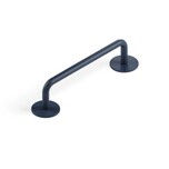 Uchwyt MILANO - ciemny niebieski / rozstaw 96 mm   Wymiary: - szerokość: 121 mm - głębokość: 25 mm - wysokość: 29 mm - rozstaw otworów: 96 mm   ...