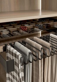 Drążki i wieszaki do szaf CONERO Set - organizer do garderoby/ 434-494 mm/ czarny PEKA - Peka